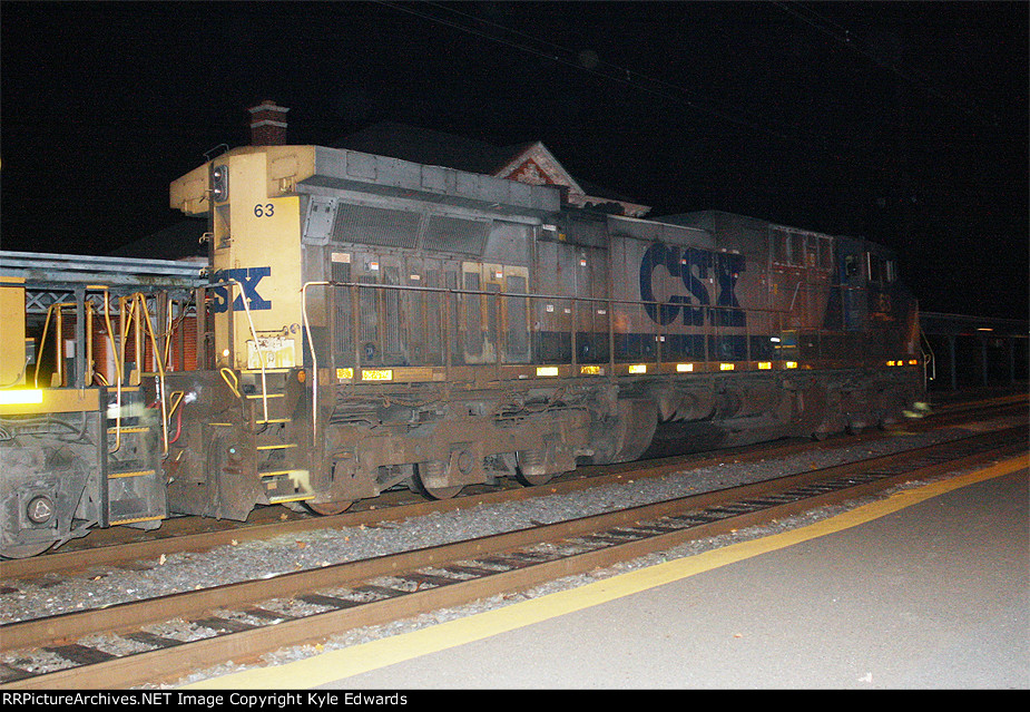 CSX AC4400CW #63 on Q439-27